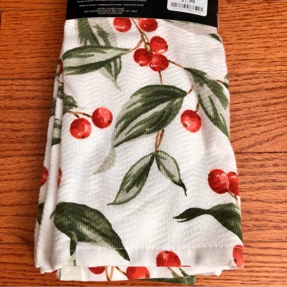Ralph Lauren set of Two Kitchen Towels White Red Cherry Print 100% Cotton NWT - Picture 6 of 7